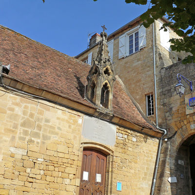 Kapelle und Stadttor