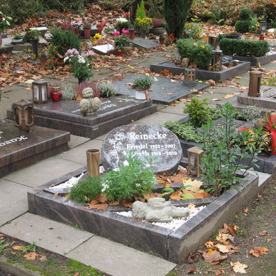 Friedhof P&uuml;sselb&uuml;ren