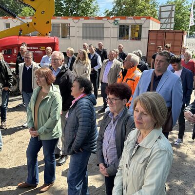 Impressionen vom Richtfest f&uuml;r das neue Schul- und Vereinsschwimmbad (Foto: Stadt Ibbenb&uuml;ren / Andr&eacute; Elshoff)