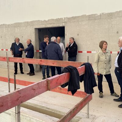 Impressionen vom Richtfest f&uuml;r das neue Schul- und Vereinsschwimmbad (Foto: Stadt Ibbenb&uuml;ren / Andr&eacute; Elshoff)