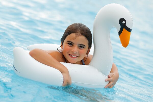 20260720 - Schwimmtier stinkt nach Chemie?