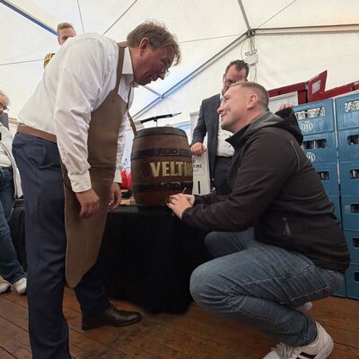 Impressionen vom Fassanstich zur offiziellen Er&ouml;ffnung der Ibbenb&uuml;rener Gro&szlig;kirmes 2026 (Foto: Stadt Ibbenb&uuml;ren / Max Bertemes)