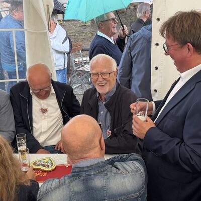 Impressionen vom Fassanstich zur offiziellen Er&ouml;ffnung der Ibbenb&uuml;rener Gro&szlig;kirmes 2026 (Foto: Stadt Ibbenb&uuml;ren / Max Bertemes)